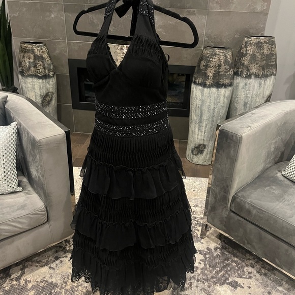 COPY - EVA DRESS size medium cocktail dress best wedding guest bomb shell dress - Picture 4 of 17